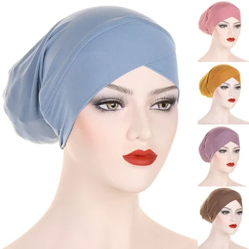 Musulmonų Moterys Headwrap Vientisos Spalvos Islamo Šalikas Hijab Dangtelis Vidinę Hat Minkštas Turbaną Kepurės Visą Headcover Kryžiaus Atgal Plaukų Bazės Skrybėlę